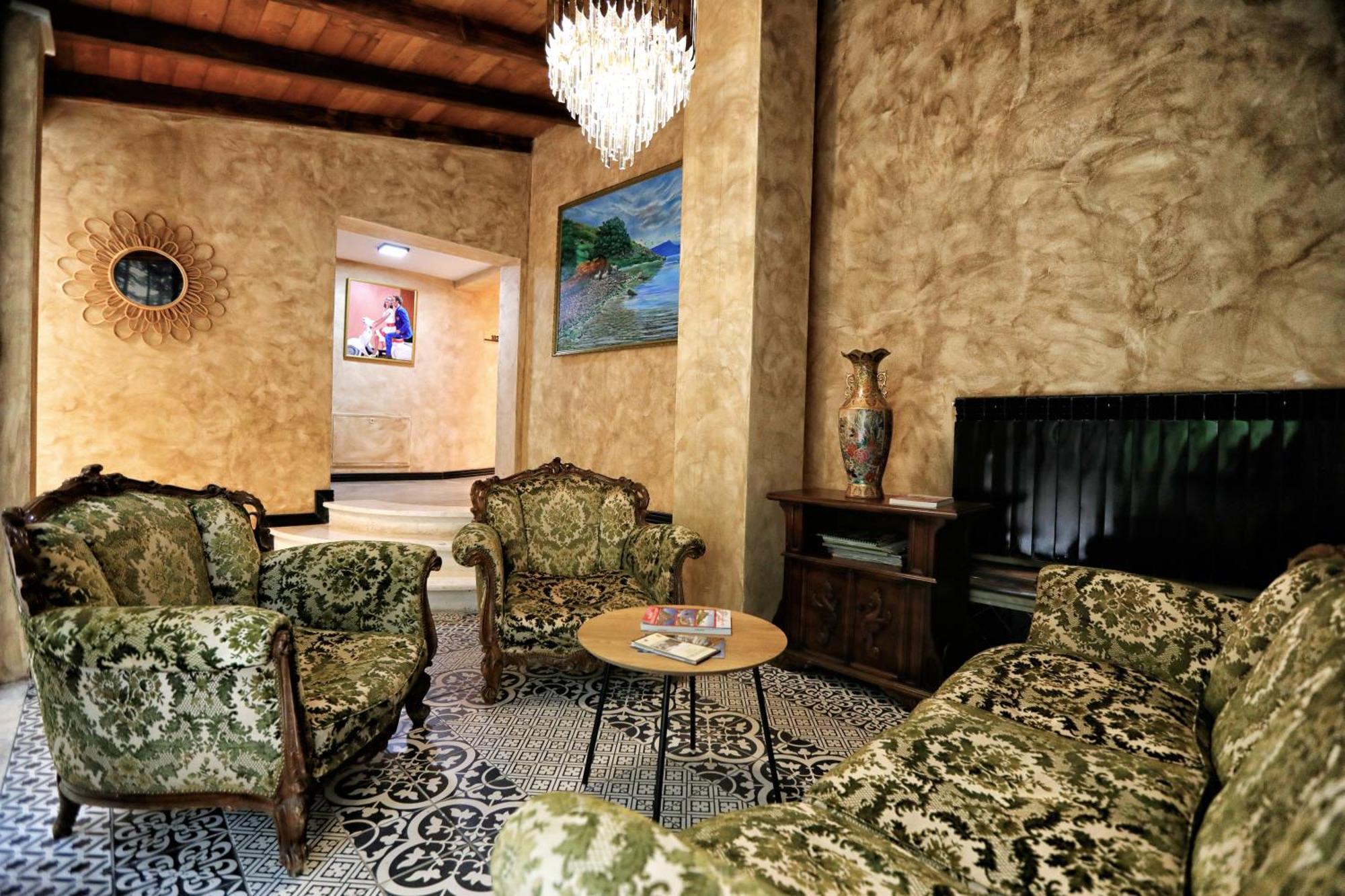 Hotel Labiatan Zogaji 외부 사진
