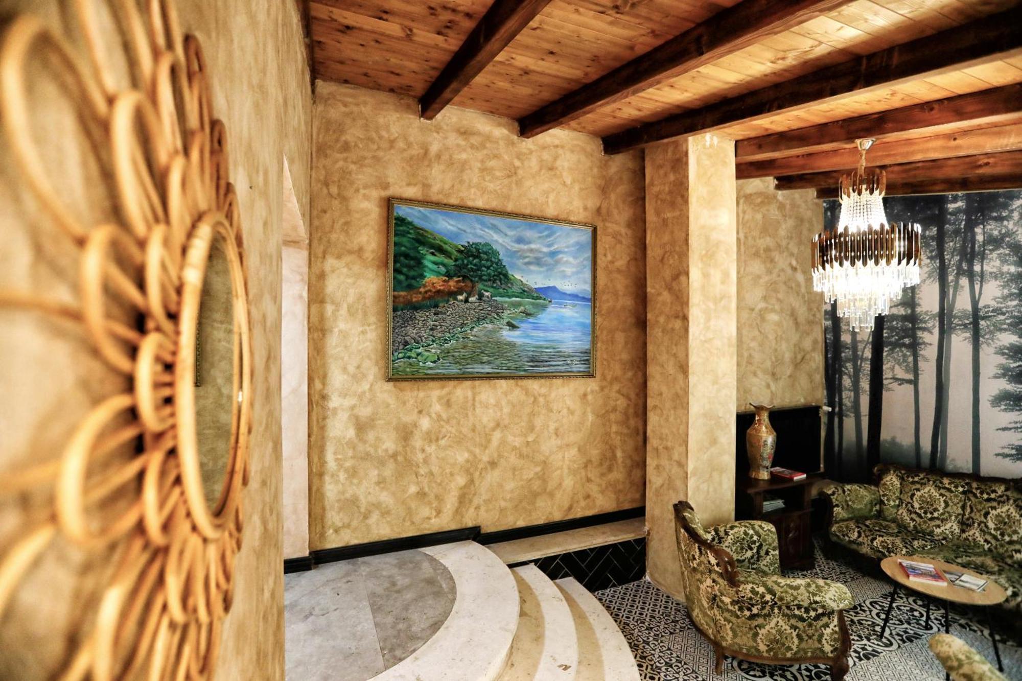 Hotel Labiatan Zogaji 외부 사진