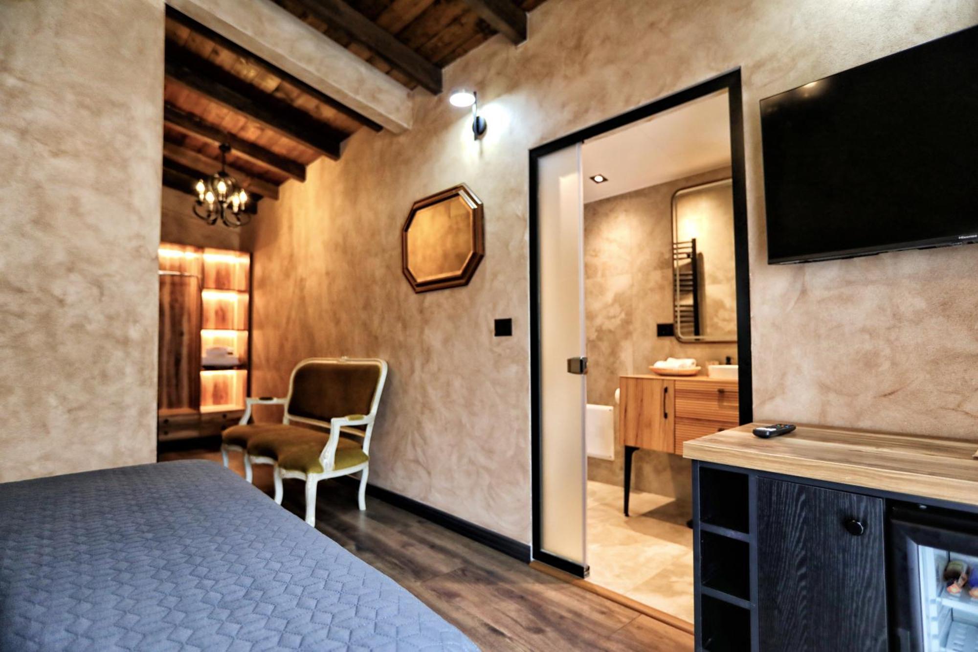 Hotel Labiatan Zogaji 외부 사진