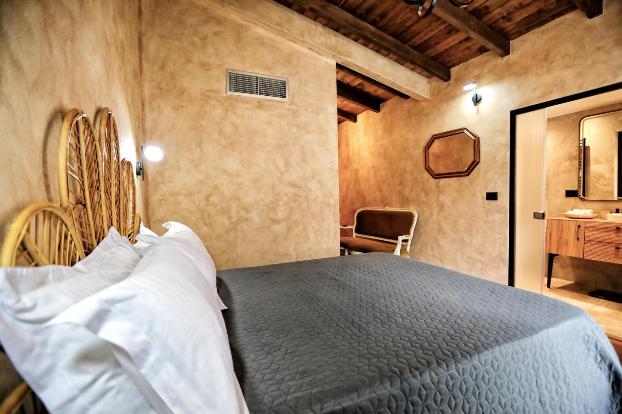 Hotel Labiatan Zogaji 외부 사진