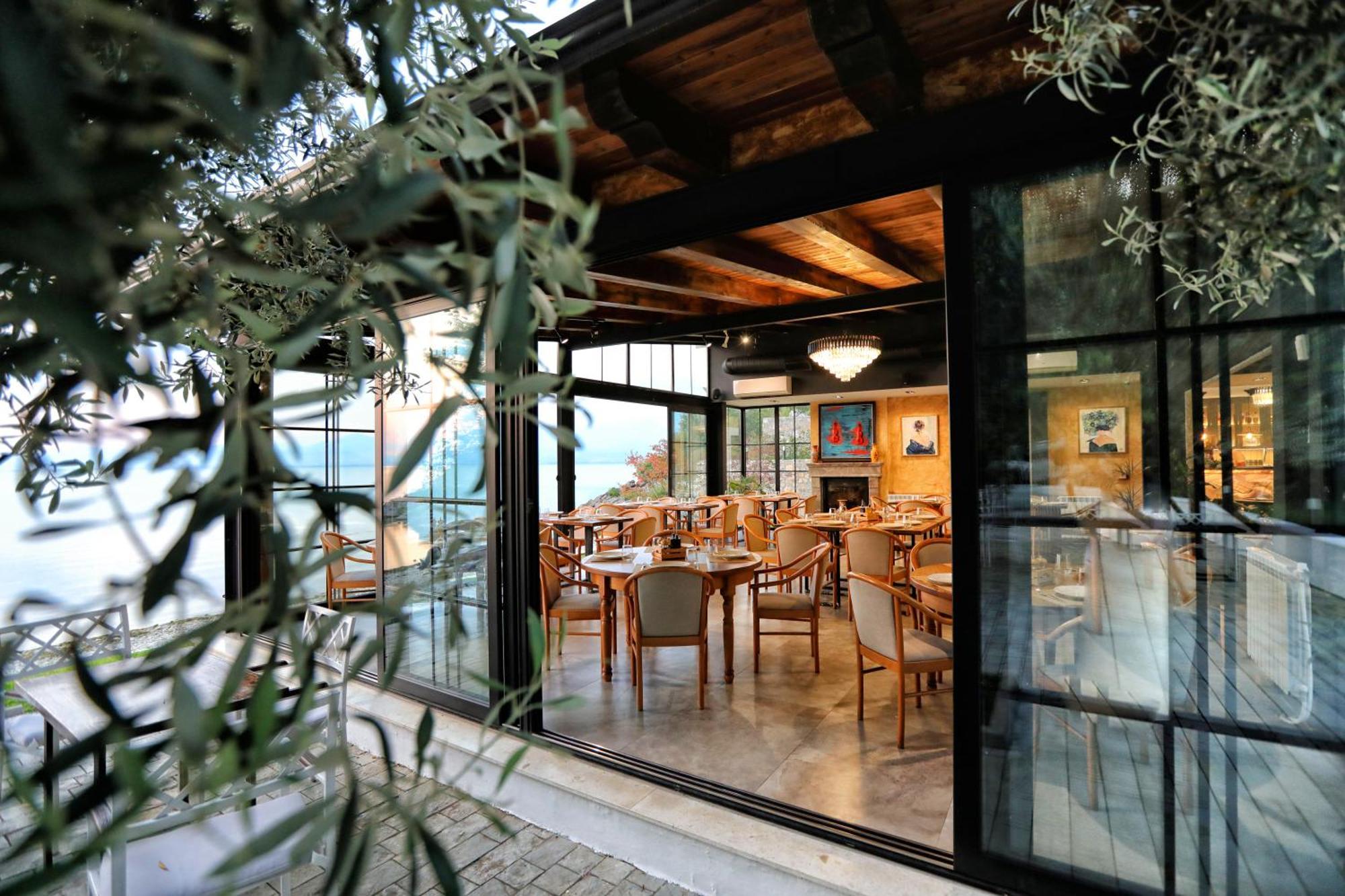 Hotel Labiatan Zogaji 외부 사진