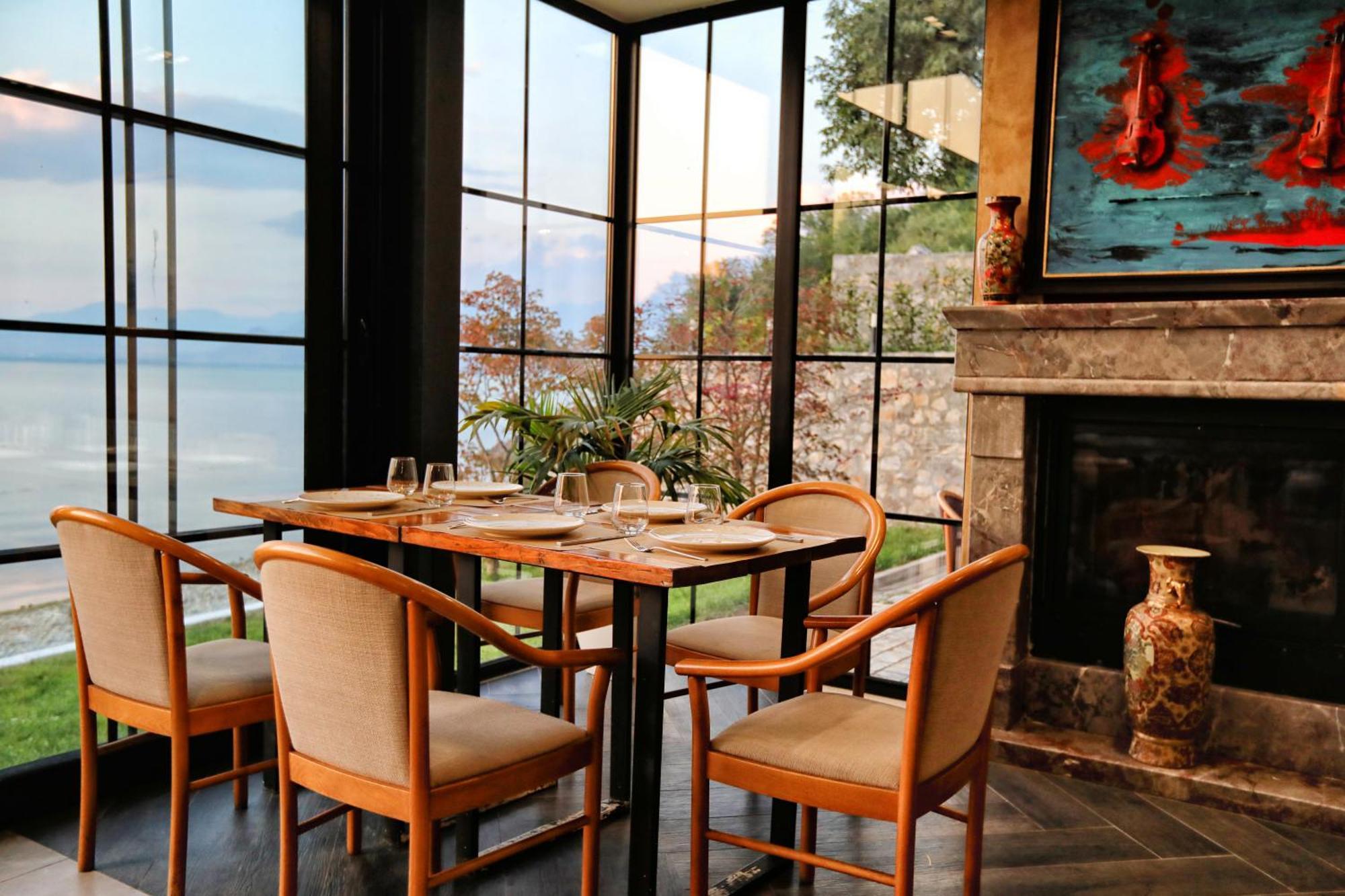 Hotel Labiatan Zogaji 외부 사진